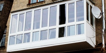 Теплые немецкие окна REHAU и Montblanc с 3х камерным профилем, стеклопакет 24мм.